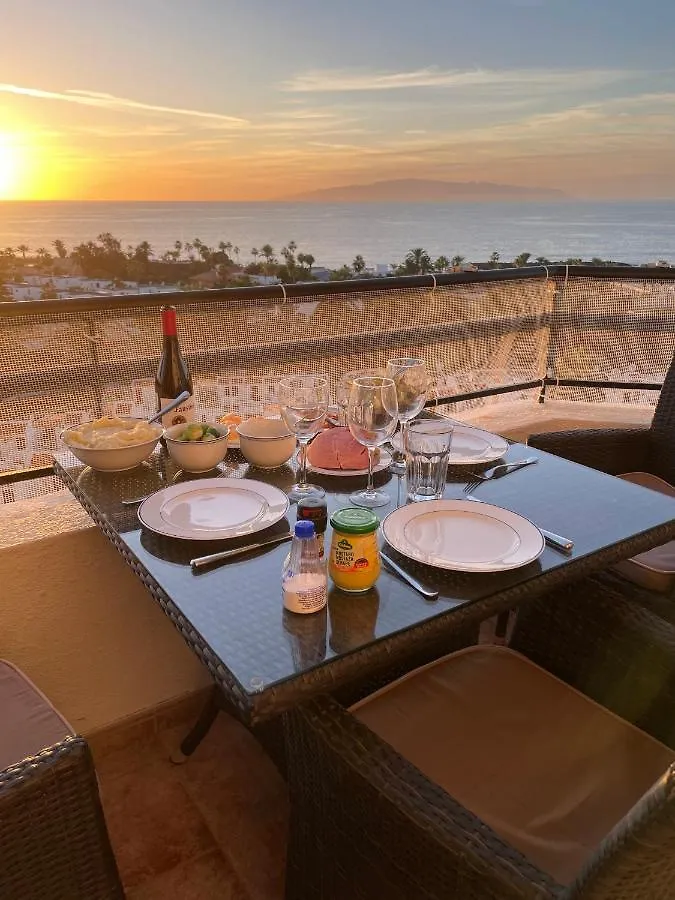 Cozy Ocean And La Gomera View Appartment Playa de las Americas  0*, Playa de las Americas (Tenerife)